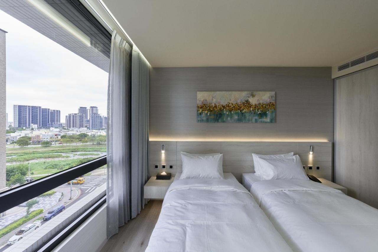 Cp Hotel Taoyuan Exterior photo