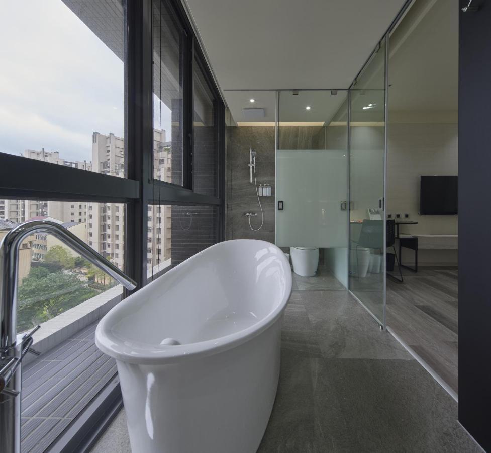 Cp Hotel Taoyuan Exterior photo
